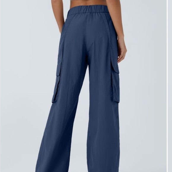 Women's Navy Cargo Pants - Picture 6 of 8